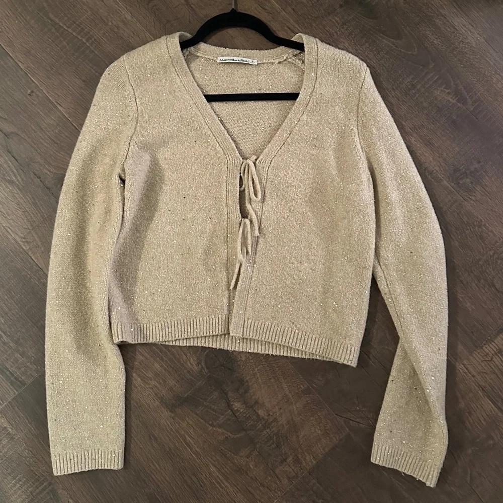 A&F Tie Front Sweater - Picture 1 of 3